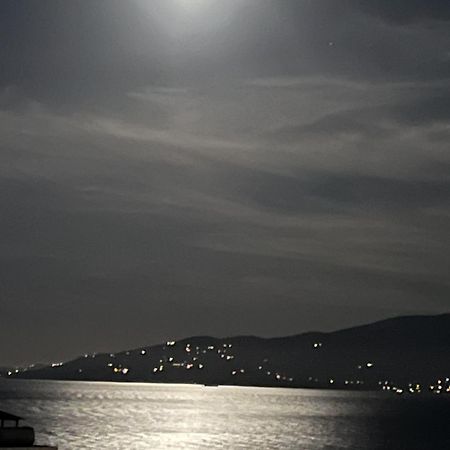 Bluemoon Suites Sarandë 外观 照片