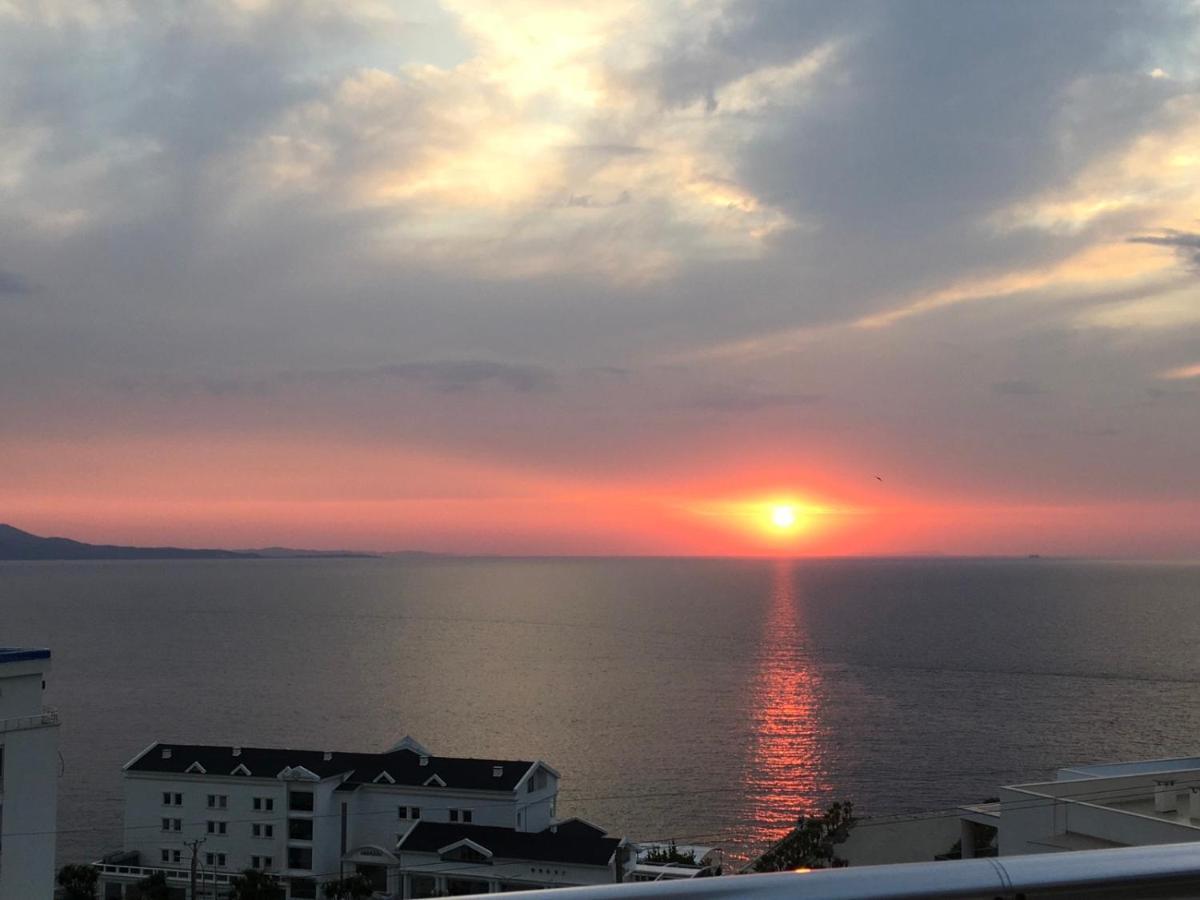 Bluemoon Suites Sarandë 外观 照片