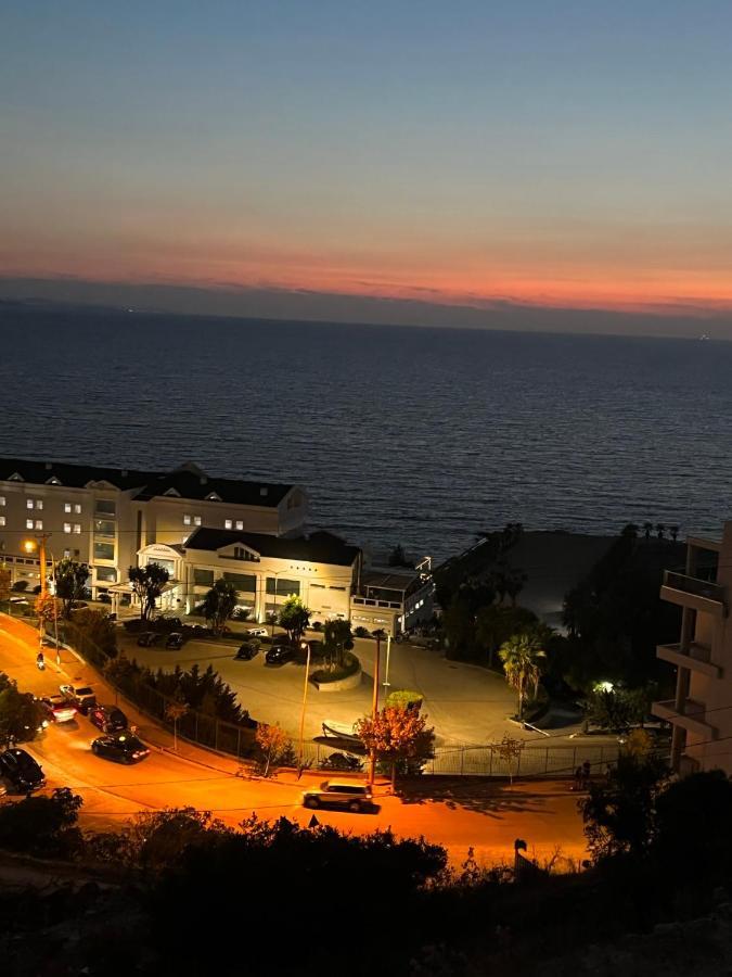 Bluemoon Suites Sarandë 外观 照片