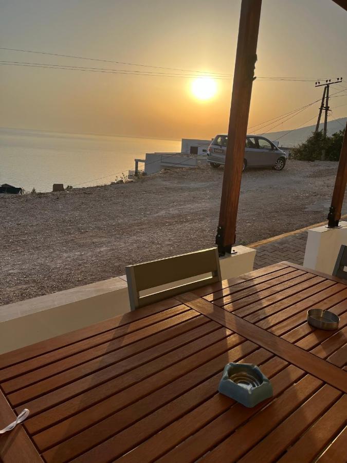 Bluemoon Suites Sarandë 外观 照片