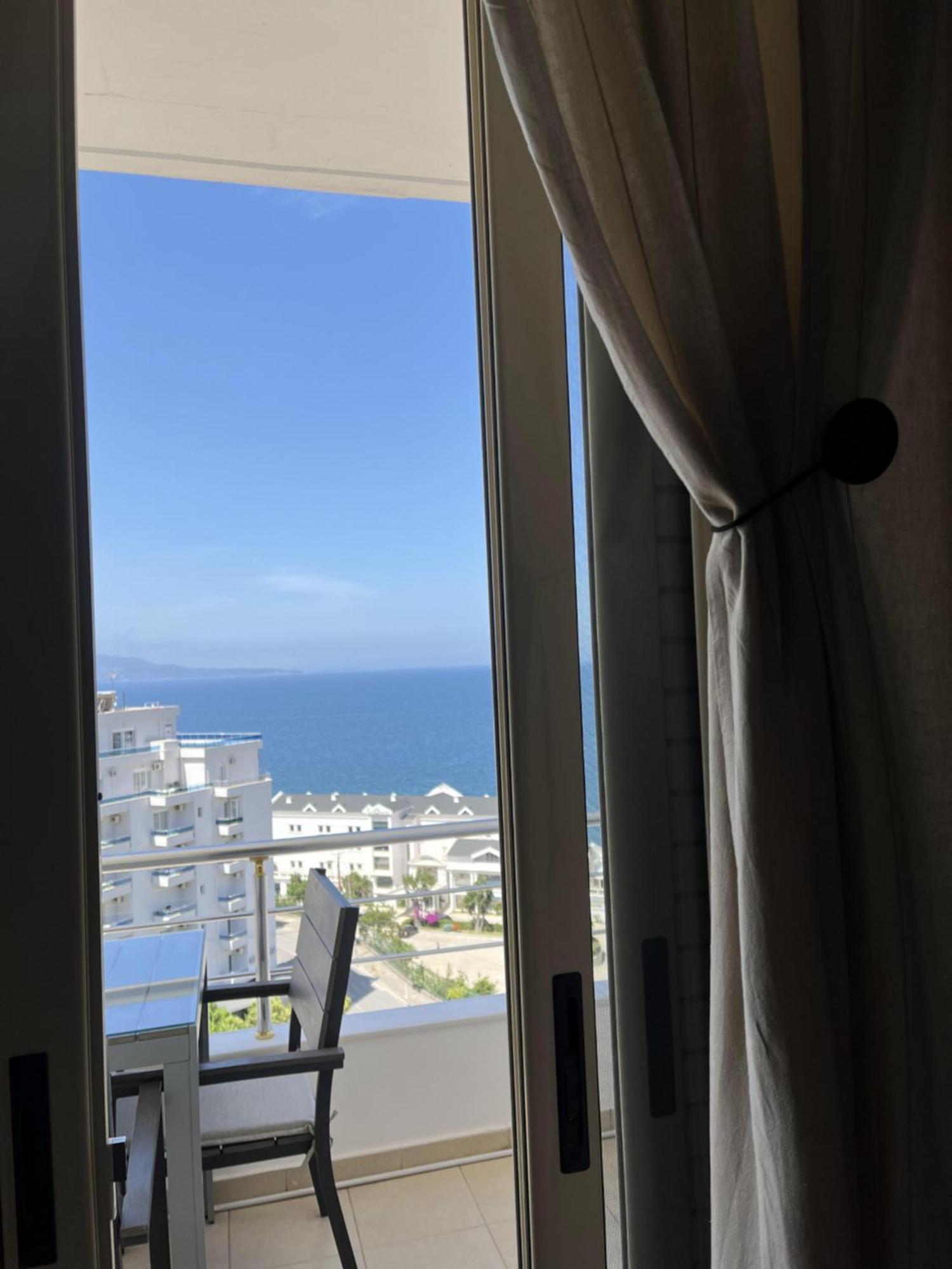 Bluemoon Suites Sarandë 外观 照片