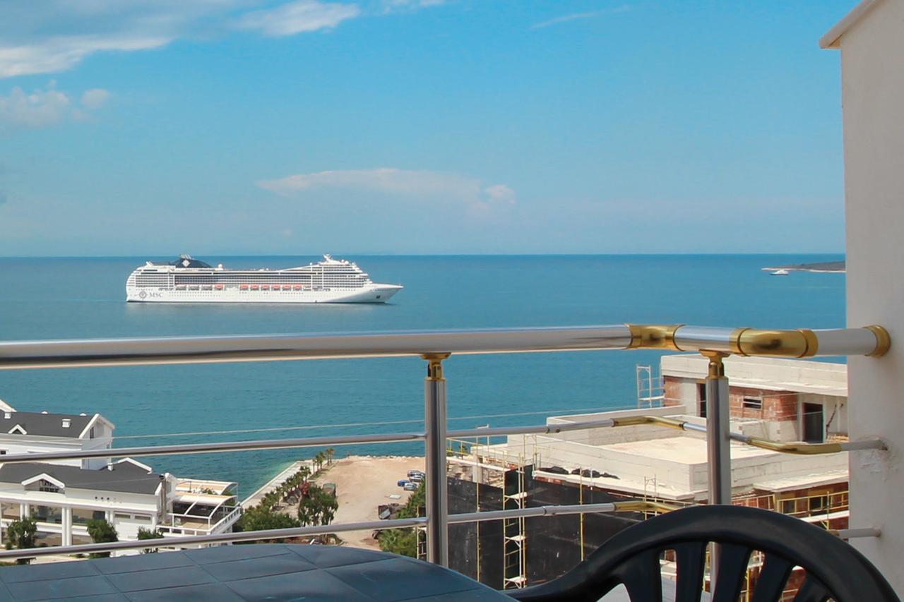 Bluemoon Suites Sarandë 外观 照片